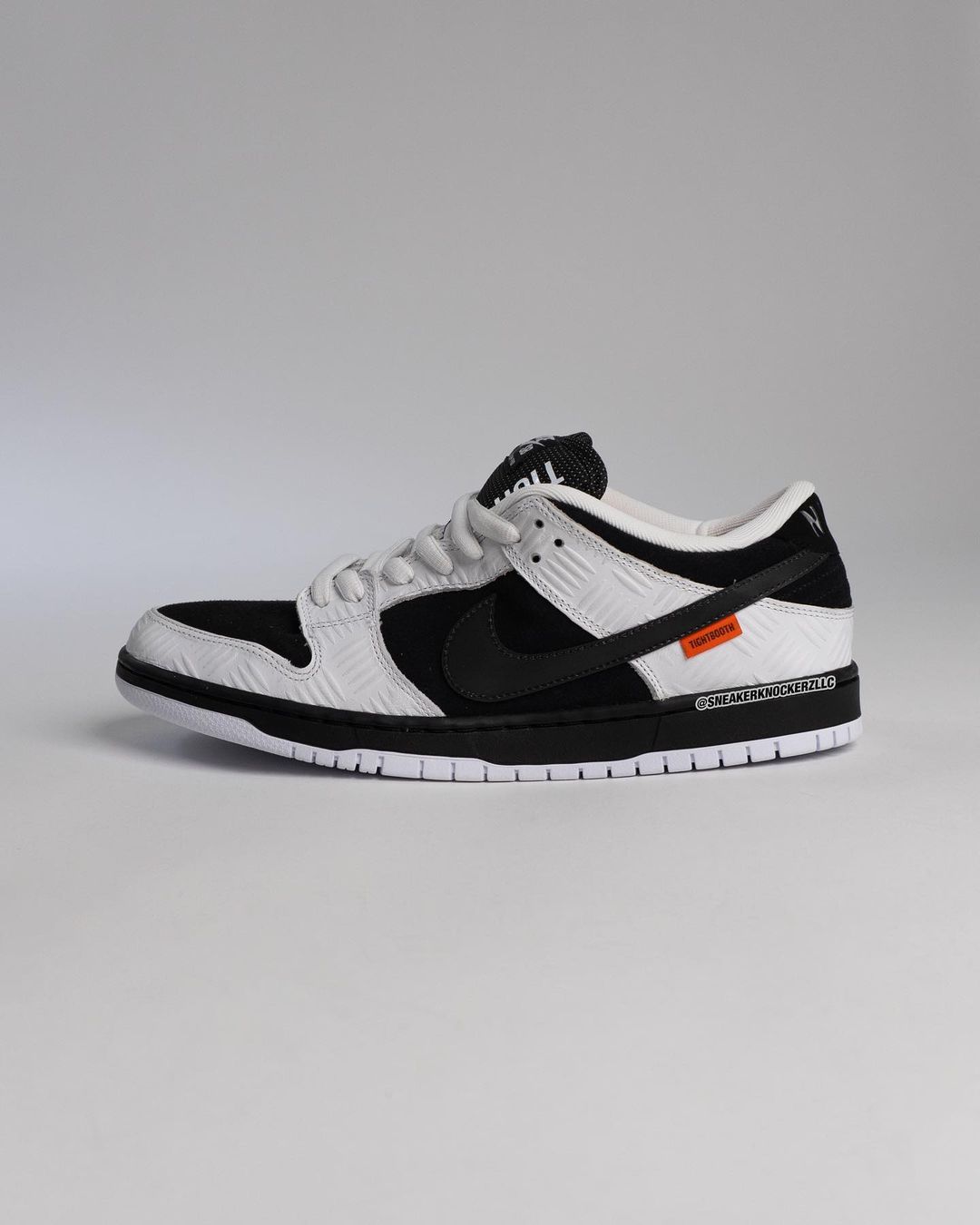 【国内 11/11、11/14 発売】TIGHTBOOTH × NIKE SB DUNK LOW (タイトブース ナイキ SB ダンク ロー) [FD2629-100]