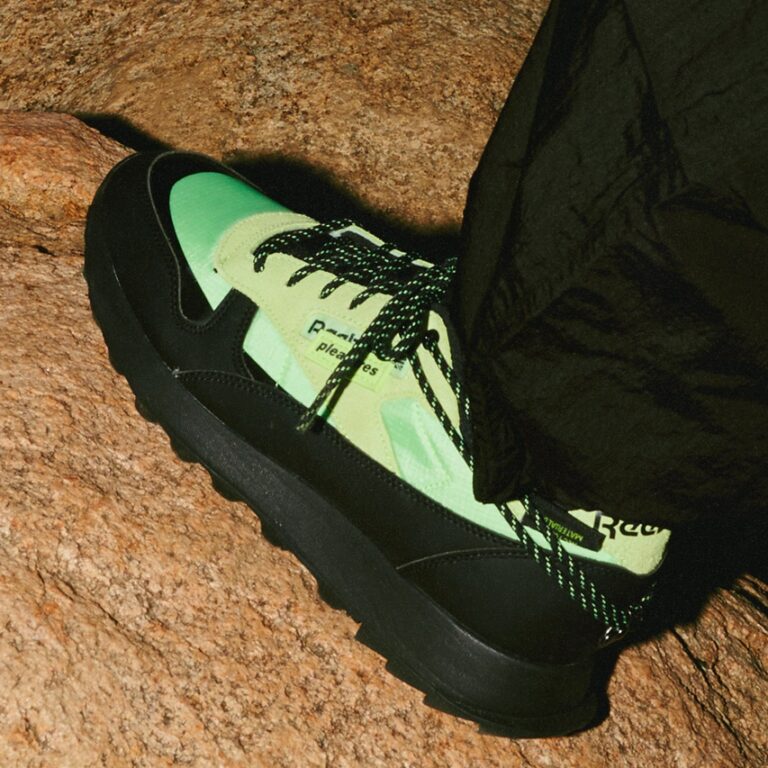 PLEASURES X REEBOK コラボ レザー トレイル スニーカー 関税込 PLEASURES X REEBOK コラボ レザー トレイル スニーカー 関税込