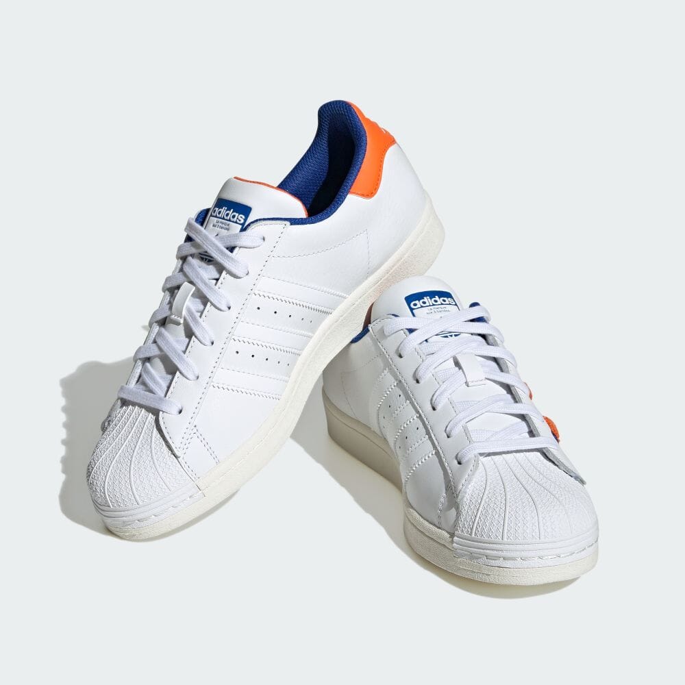 【国内 6/22 発売】アディダス ウィメンズ オリジナルス スーパースター “ホワイト/オレンジ/チームロイヤルブルー” (adidas WMNS Originals SUPERSTAR “White/Orange/Royal”) [IF7610]