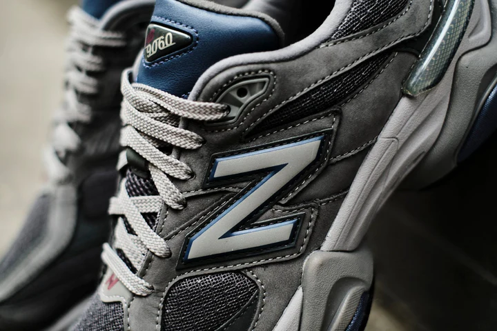 【国内 9/15、9/22 発売予定】New Balance U9060 ECC “Castlerock” (ニューバランス)