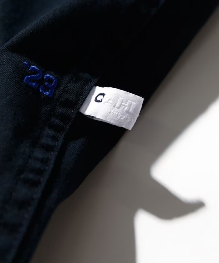 ファッションディレクター 長谷川昭雄氏ディレクション「CAHLUMN/カウラム」から”Magazine Pocket Chino Pant”が発売！