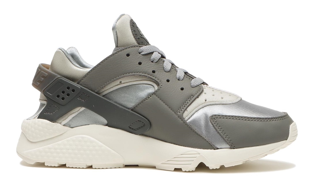 【国内 6/29 発売】ナイキ エア ハラチ “ライトスモークグレー/アイアングレー” (NIKE AIR HUARACHE “Light Smoke Grey/Iron Grey”) [FB8988-001]