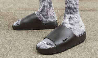 【国内 6/21 発売】ナイキ カーム スライド “ブラック” (NIKE CALM SLIDE “Black”) [FD4116-001]