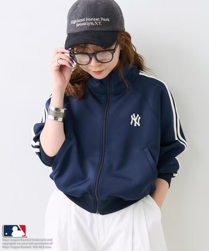 MLBロゴをあしらった、FREAK’S STORE限定販売のスペシャルモデル FREAK’S STORE × MLB COLLECTION 2023 F/W 別注 (フリークスストア エムエルビー)