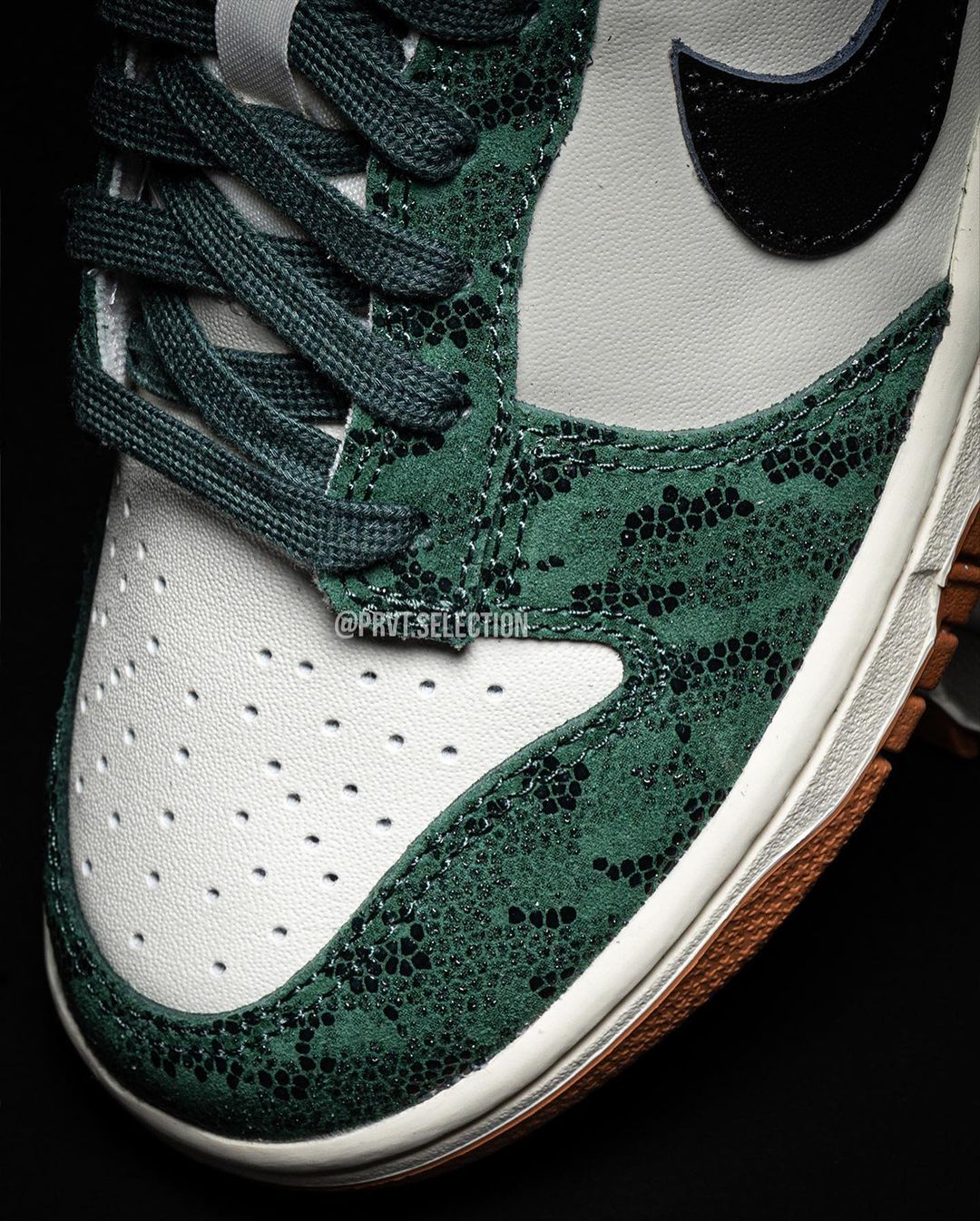 2023年 発売予定！ナイキ ダンク ロー “ホワイト/グリーンスネーク/ガム” (NIKE DUNK LOW “White/Green Snake/Gum”) [FQ8893-397]