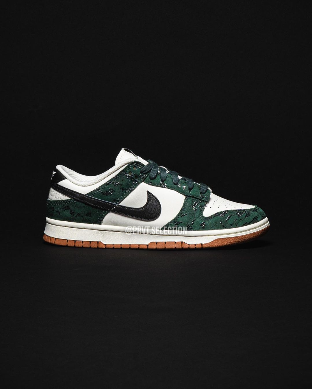 2023年 発売予定！ナイキ ダンク ロー “ホワイト/グリーンスネーク/ガム” (NIKE DUNK LOW “White/Green Snake/Gum”) [FQ8893-397]