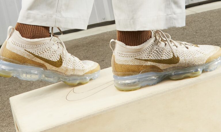 Nike air vapormax flyknit 2.0 light cream on sale