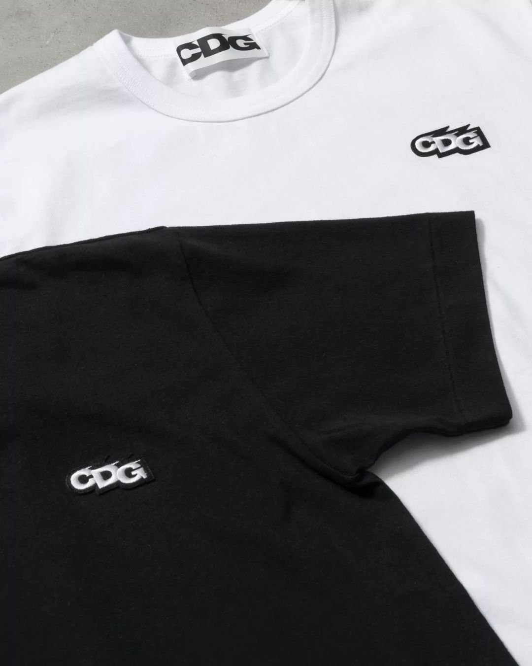 7/14 発売！CDG 最新ロゴのTEE/バックパック (シーディージー COMME des GARCONS コム デ ギャルソン)