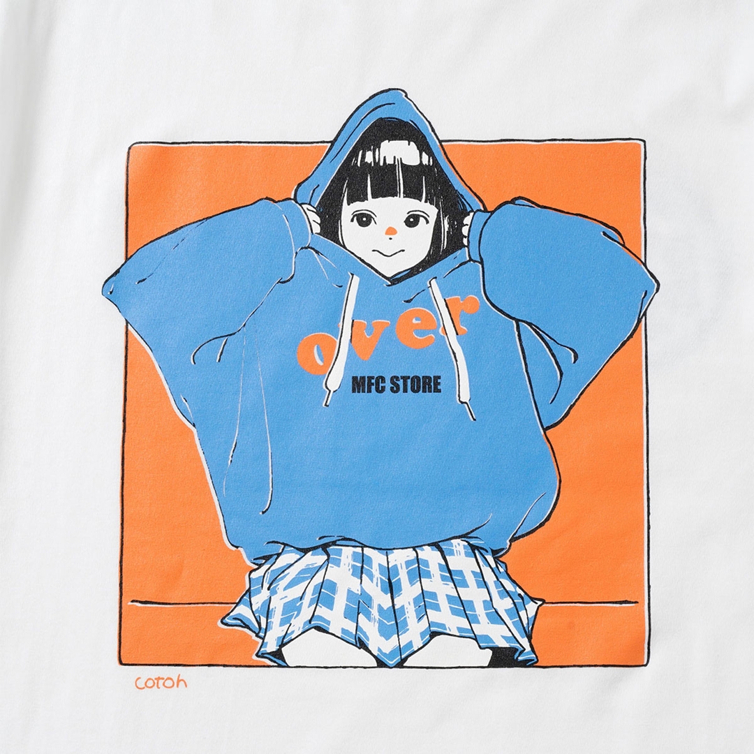 MFC STORE × over print コラボで「古塔つみ」氏が描いた女の子のイラストTEEが7/17 発売 (エムエフシー ストア オーバー プリント)