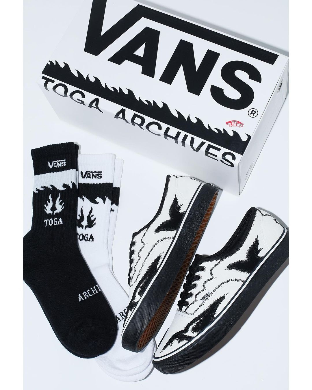 TOGA × VANS 3年ぶりのスペシャルコラボアイテム全2型が9/1 発売 (トーガ バンズ)