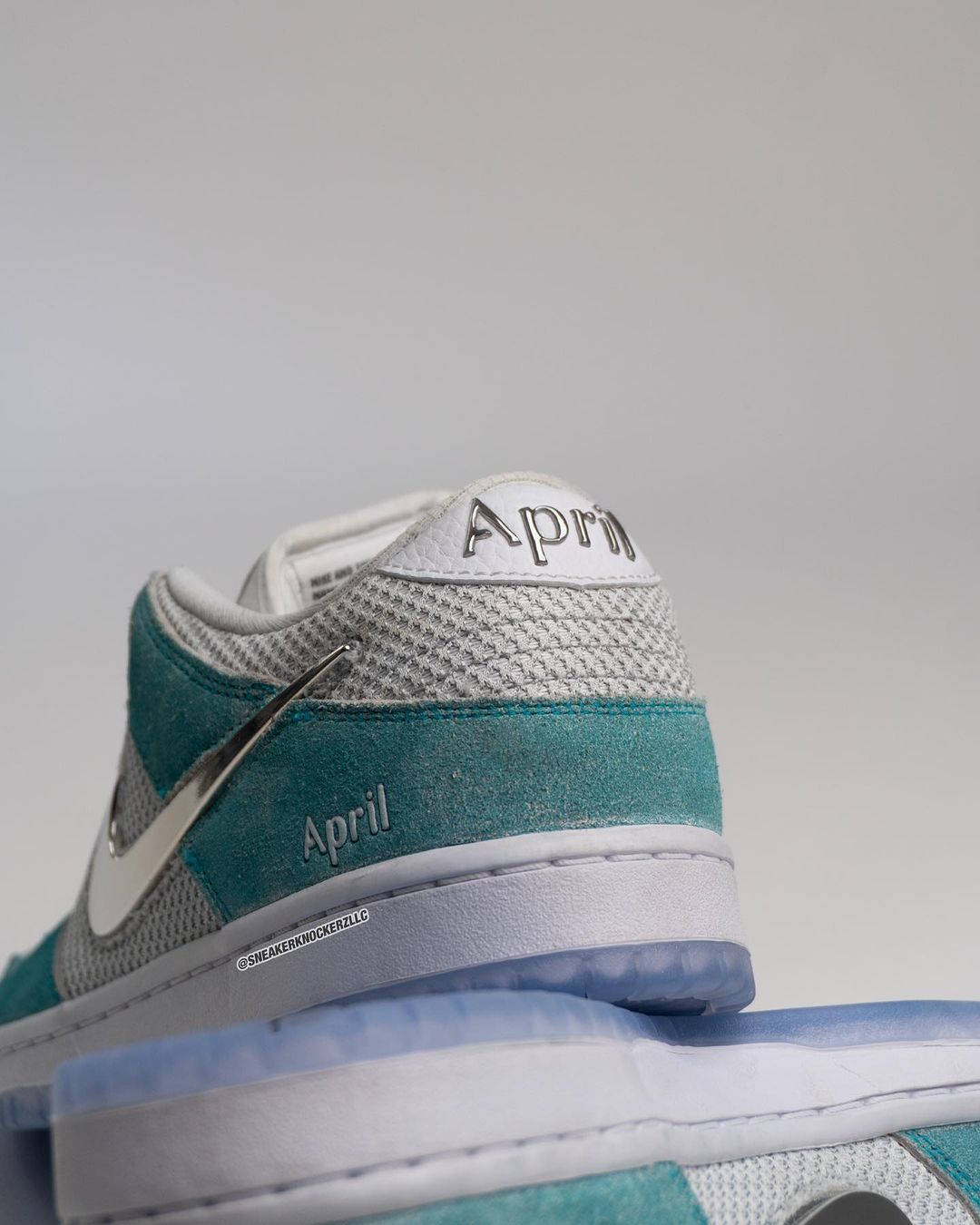 【国内 11/25、11/27 発売】April Skateboards x NIKE SB DUNK LOW “Turbo Green/Metallic Silver” (エイプリル スケートボード ナイキ SB ダンク ロー “ターボグリーン/メタリックシルバー”) [FQ8202-300/FQ8203-300/FD2562-400]