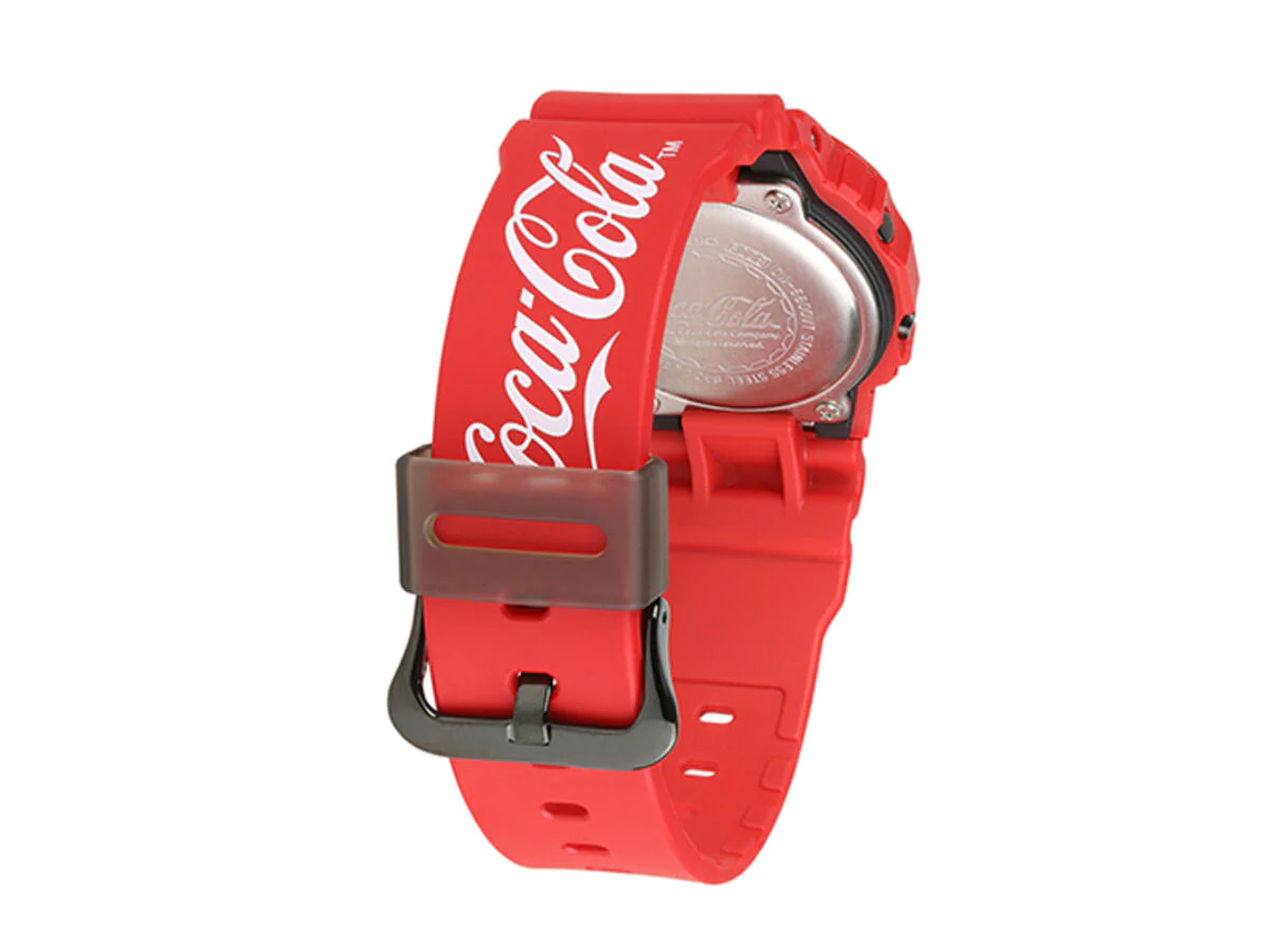 海外発売！Coca-Cola x G-SHOCK DW6900CC23-3/DW5600CC23-4 (コカコーラ Gショック ジーショック)