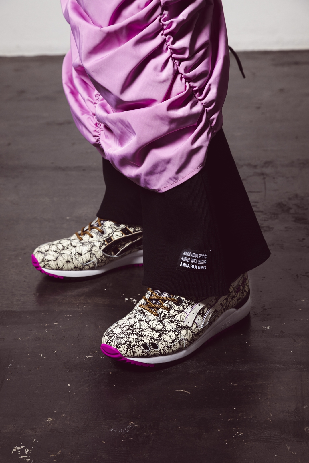 【国内 8/25 発売予定】ANNA SUI × ASICS GEL-LYTE III OG × atmos pink (アナスイ アシックス ゲルライト 3 アトモス ピンク) [1201A984.100]