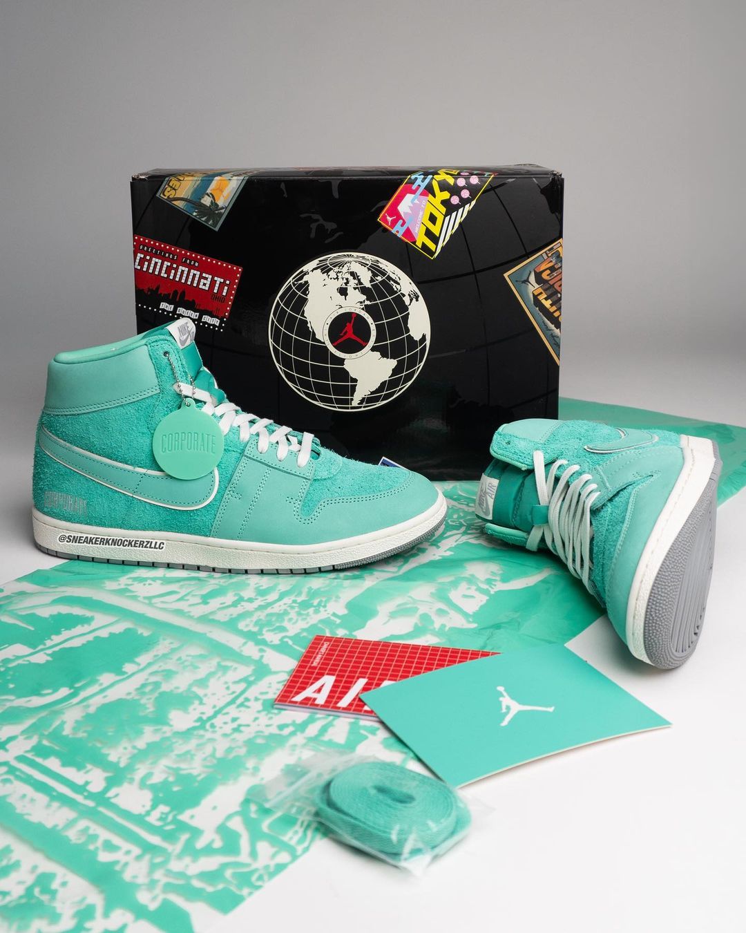 ご覧頂きありがとうございますCorporate × Nike Air Ship SP Light Menta