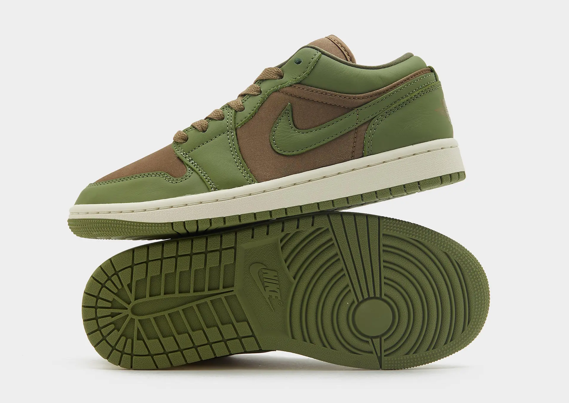 【国内 10/19 発売】ナイキ ウィメンズ エア ジョーダン 1 ロー SE “サテンオリーブ” (NIKE WMNS AIR JORDAN 1 LOW SE “Satin Olive”) [FB9893-300]