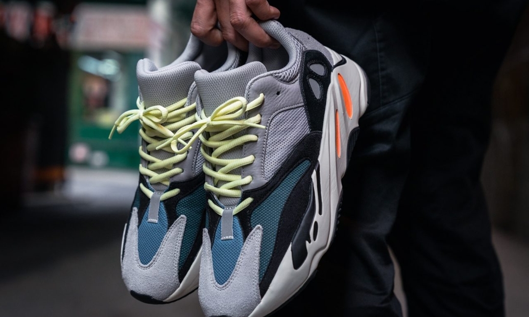 【国内 2023年 8/17 リストック】アディダス イージー 700 “ウェーブ ランナー” (adidas YEEZY 700 “WAVE RUNNER”) [B75571]