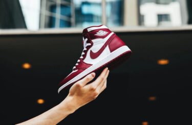 【2024年 5/23 発売】ナイキ エア ジョーダン 1 ハイ OG “ホワイト/アーティザナルレッド” (NIKE AIR JORDAN 1 HIGH OG “White/Artisanal Red”) [DZ5485-160]