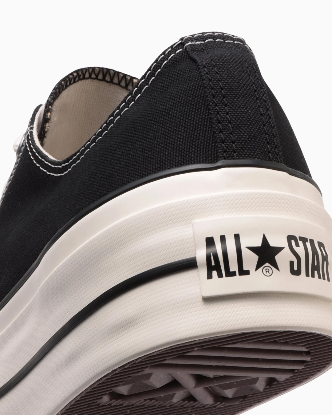 【国内 8/15 発売予定】50mmアップのボリューミーなソールを装備した CONVERSE ALL STAR (R) LIFTED OX/HI (コンバース オールスター リフテッド)