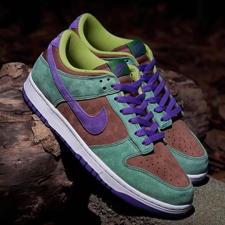 NIKE DUNK LOW SP