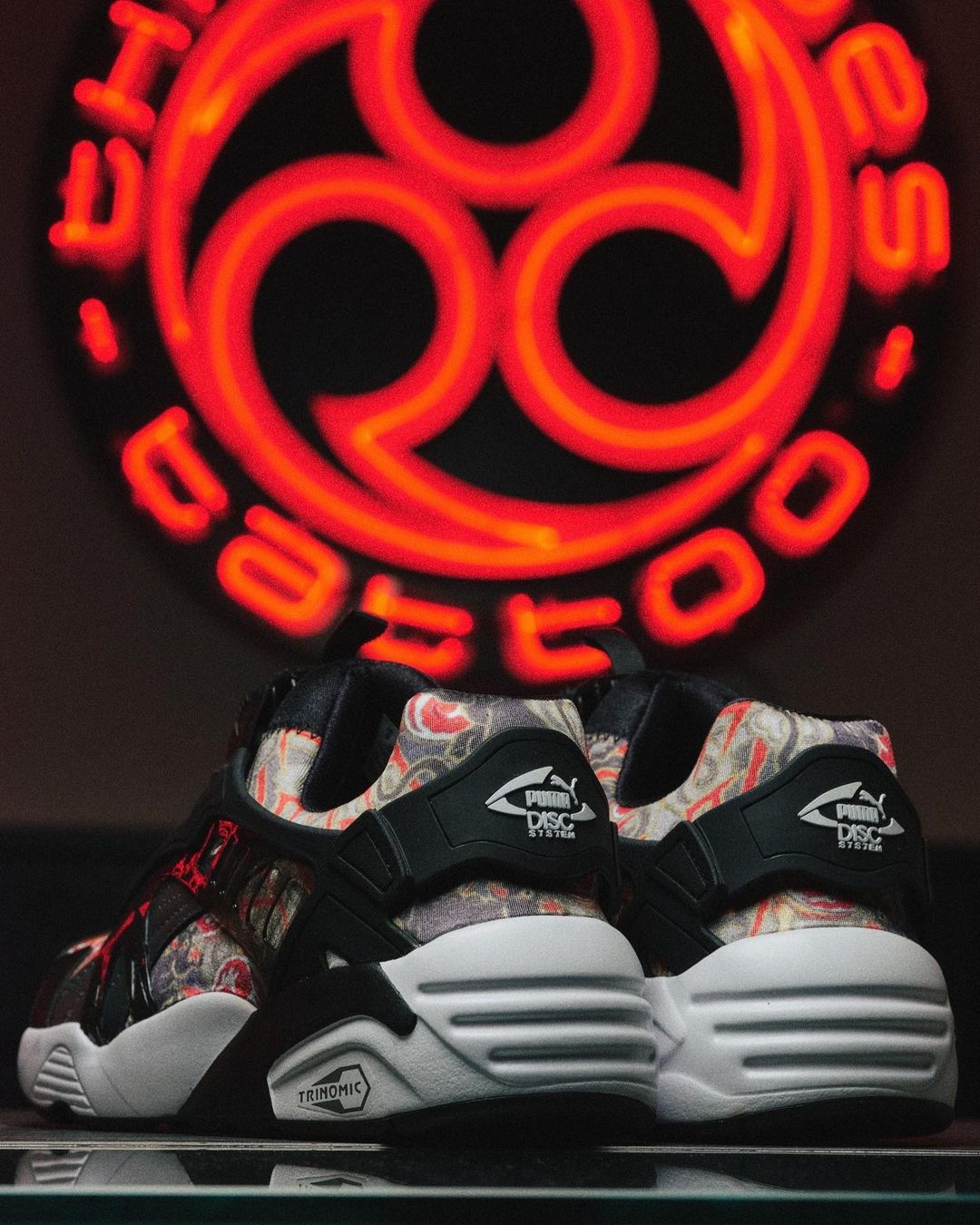 【国内 9/9 発売予定】atmos × PUMA × THREE TIDES TATTOO(TTT) DISC BLAZE（アトモス スリータイズタトゥー プーマ ディスクブレイズ) [393828-01]