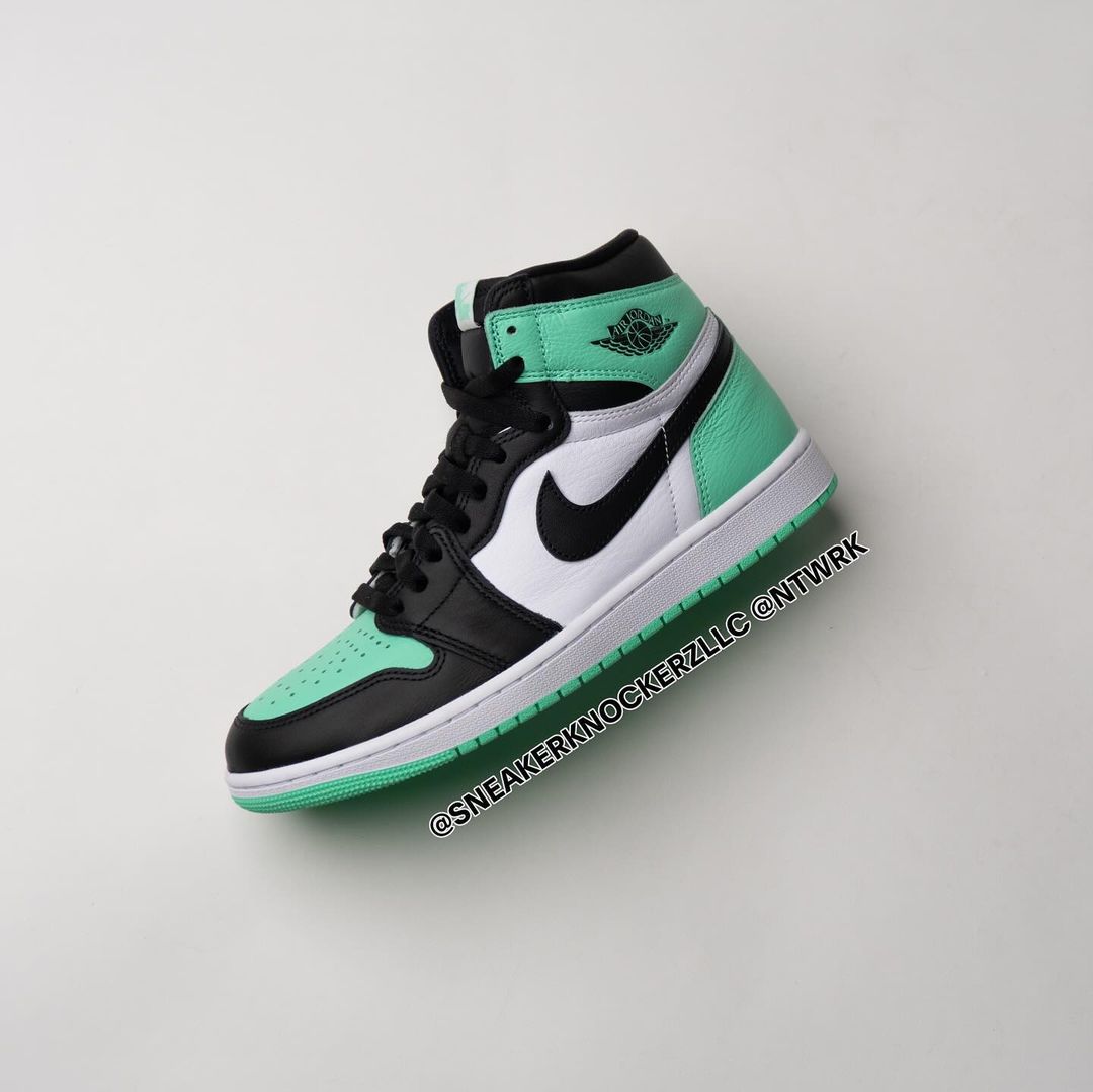 【2024年 4/27 発売】ナイキ エア ジョーダン 1 レトロ ハイ OG “グリーングロー” (NIKE AIR JORDAN 1 RETRO HIGH OG “Green Glow”) [DZ5485-130]