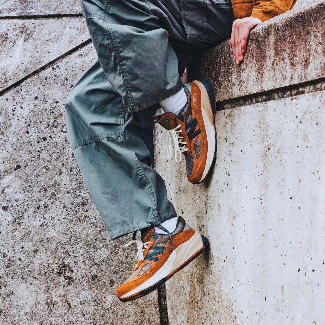 【海外 10/20 発売予定】Carhartt WIP × New Balance M990v6 CH6 (カーハート ニューバランス)