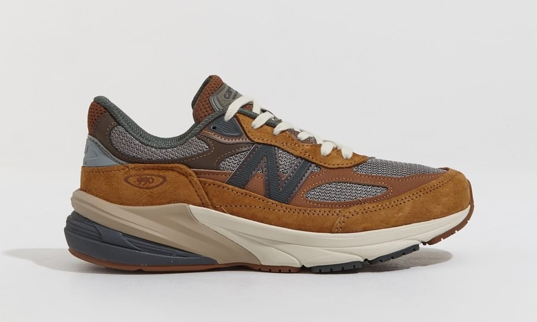 【海外 10/20、国内 11/18 発売予定】Carhartt WIP × New Balance M990v6 CH6 (カーハート ニューバランス) [M990CH6]