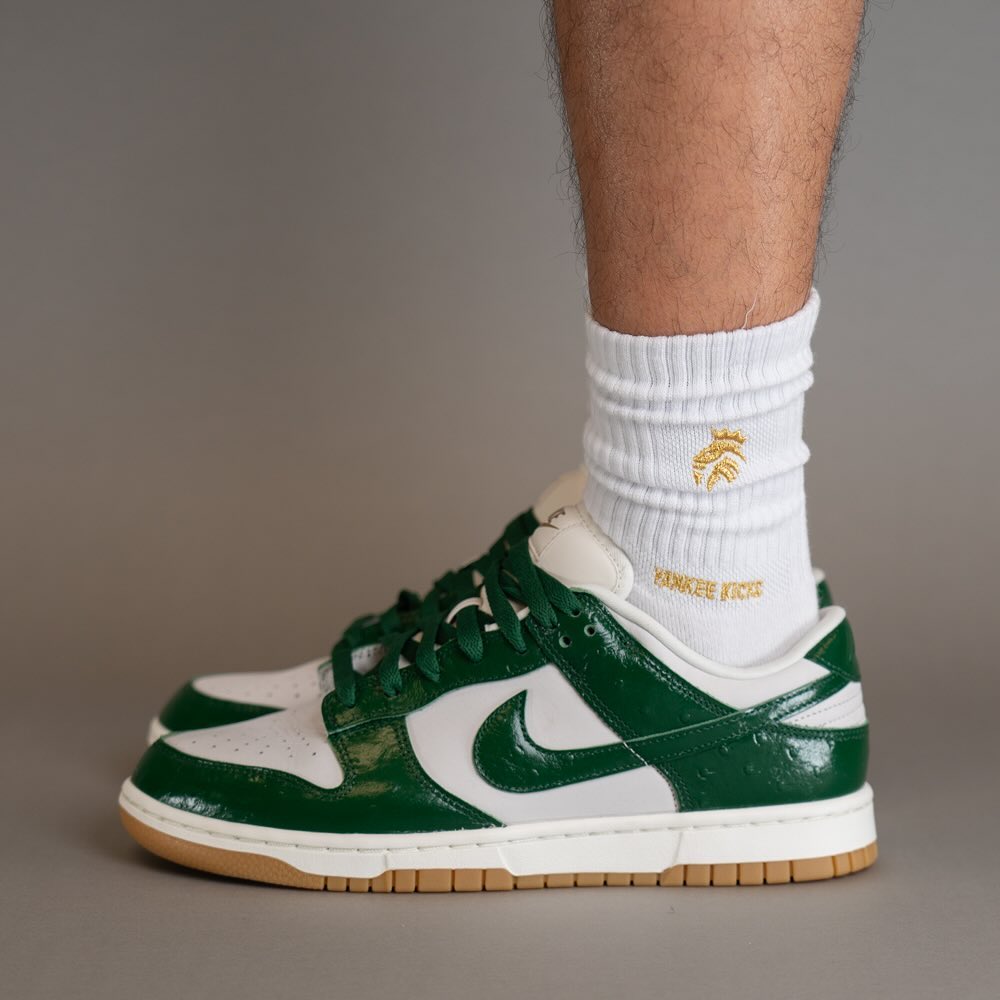 【国内 12/21 順次発売】ナイキ ウィメンズ ダンク ロー “グリーンオーストリッチ” (NIKE WMNS DUNK LOW “Green Ostrich”) [FJ2260-002]