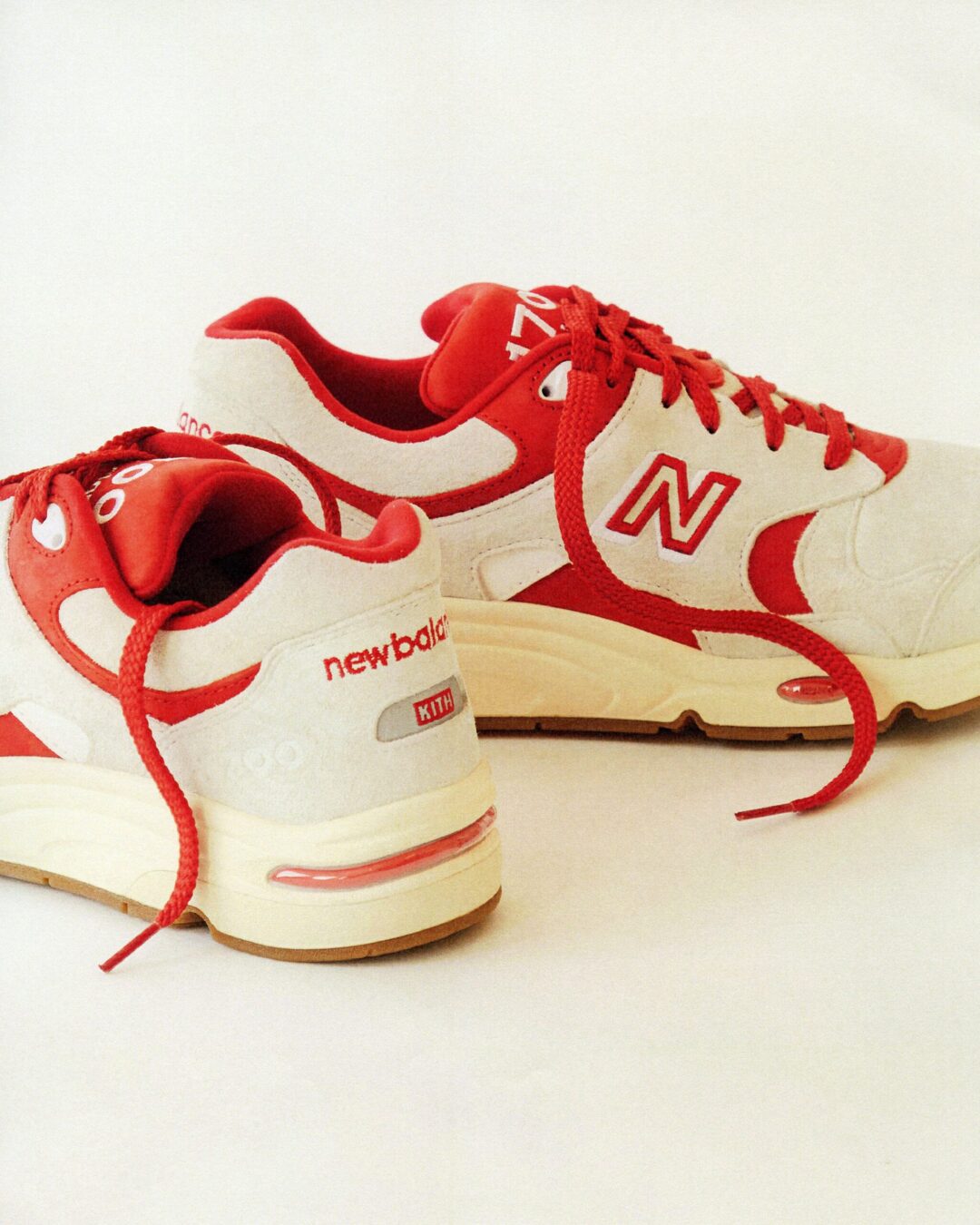 【国内 9/25 発売予定】KITH × New Balance M1700 KM “Canada Pack/White/Red” (キス ニューバランス)