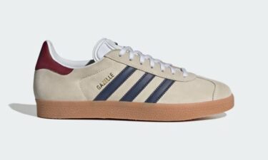 海外発売！adidas Originals GAZELLE “Off White/Dark Blue/Collegiate Burgundy” (アディダス オリジナルス ガゼル “オフホワイト/ダークブルー/カレッジバーガンディ”) [IE0546]