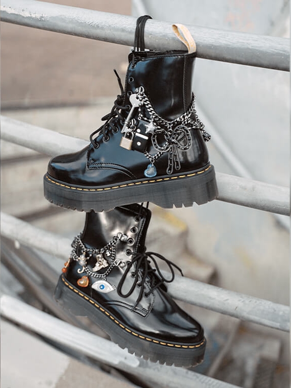 9/14 発売予定！Dr. Martens × MARC JACOBS Jaden Vegan “Black” (ドクターマーチン マーク ジェイコブス)