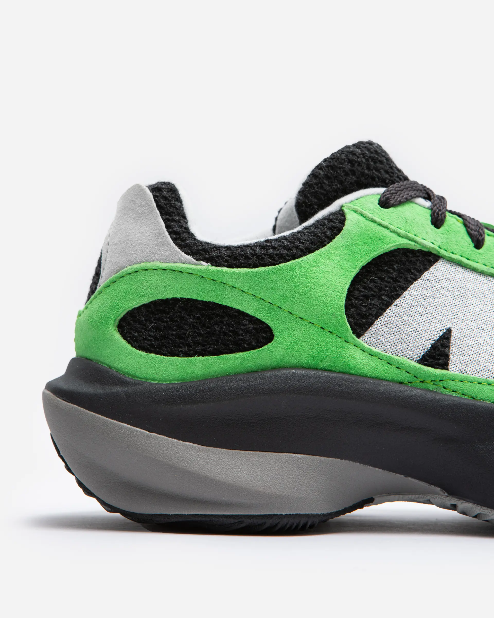 【国内 10/18 発売】New Balance WARPED RUNNER UWRPDKOM “Green/Black” (ニューバランス ワープドランナー)