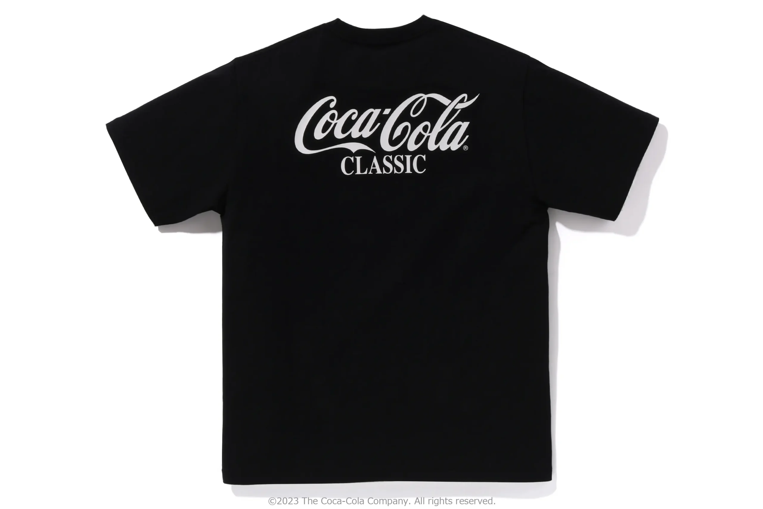 A BATHING APE × Coca-Cola コラボが10/7 発売 (ア ベイシング エイプ コカコーラ)