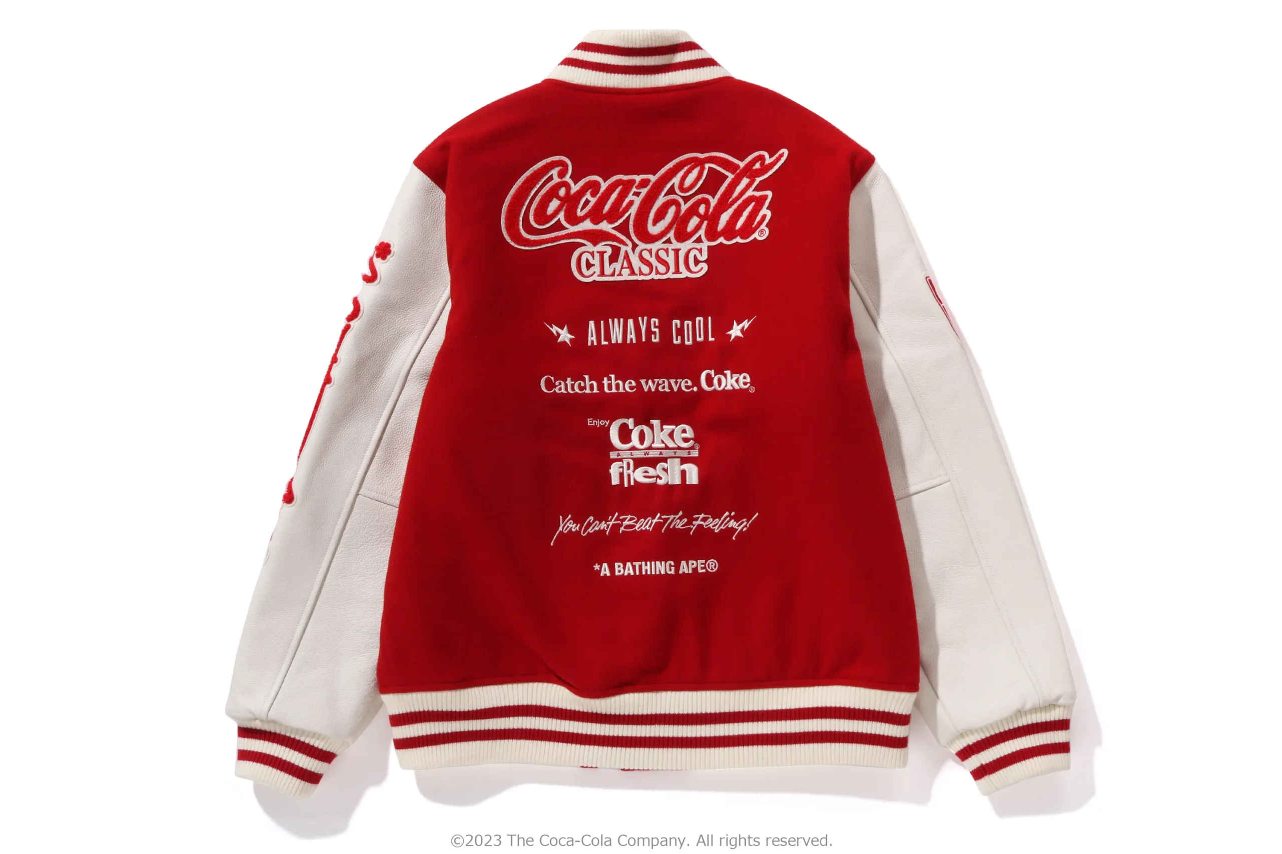 A BATHING APE × Coca-Cola コラボが10/7 発売 (ア ベイシング エイプ コカコーラ)