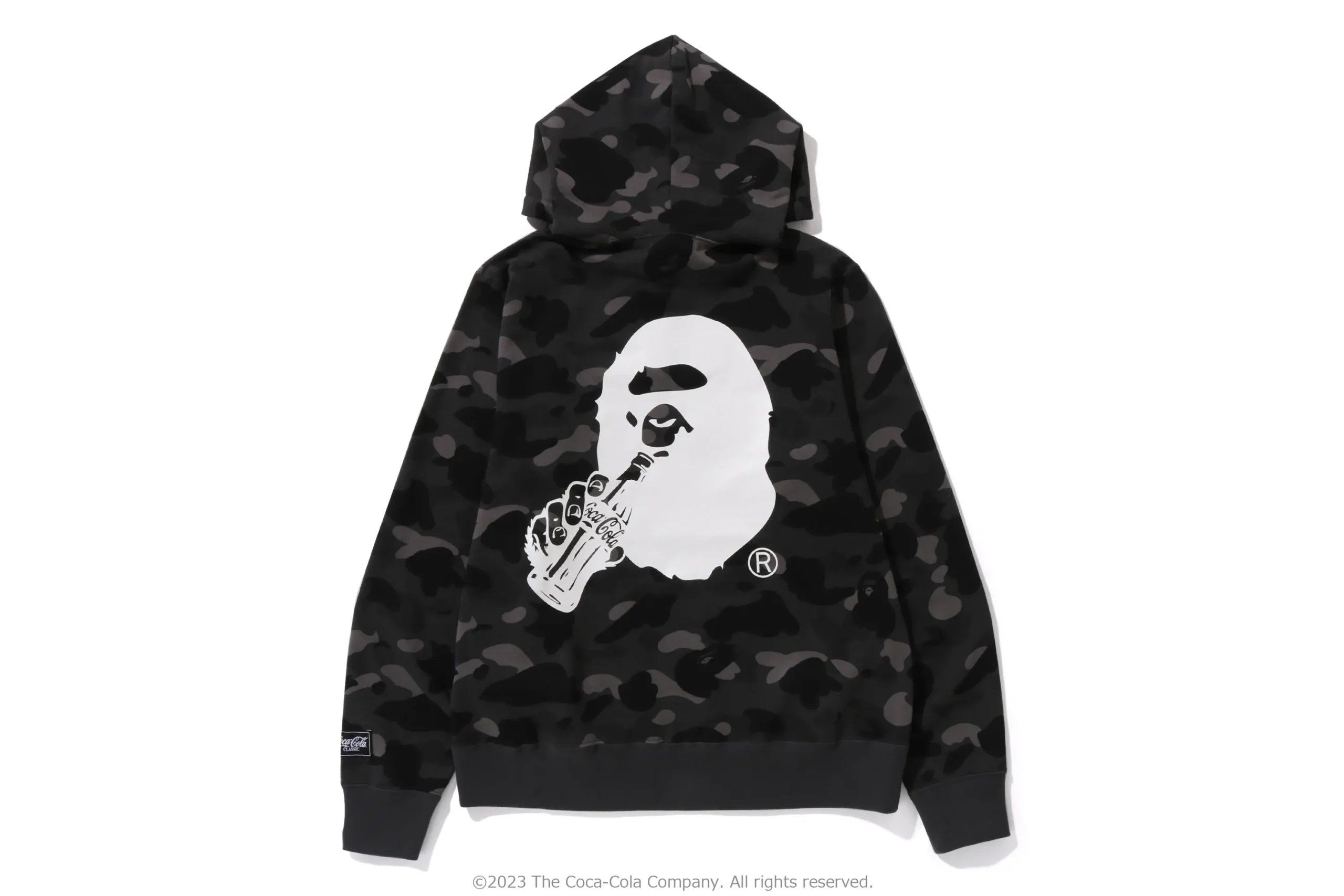 A BATHING APE × Coca-Cola コラボが10/7 発売 (ア ベイシング エイプ コカコーラ)