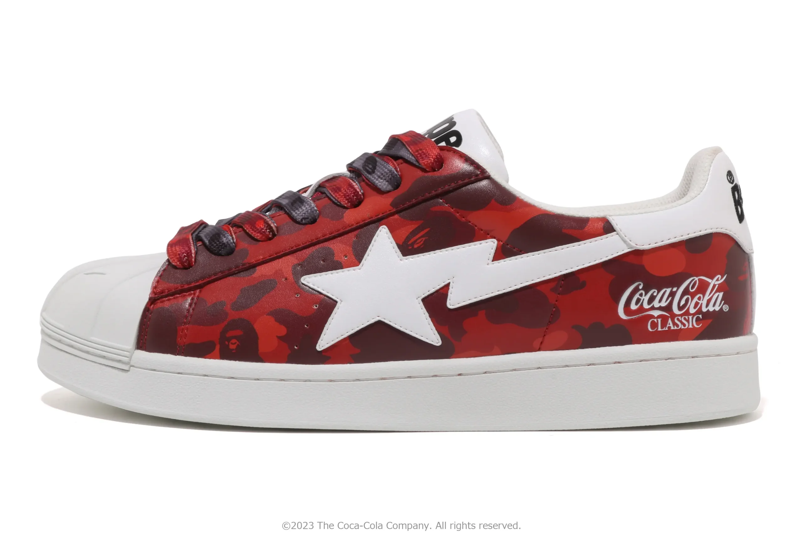 A BATHING APE × Coca-Cola コラボが10/7 発売 (ア ベイシング エイプ コカコーラ)