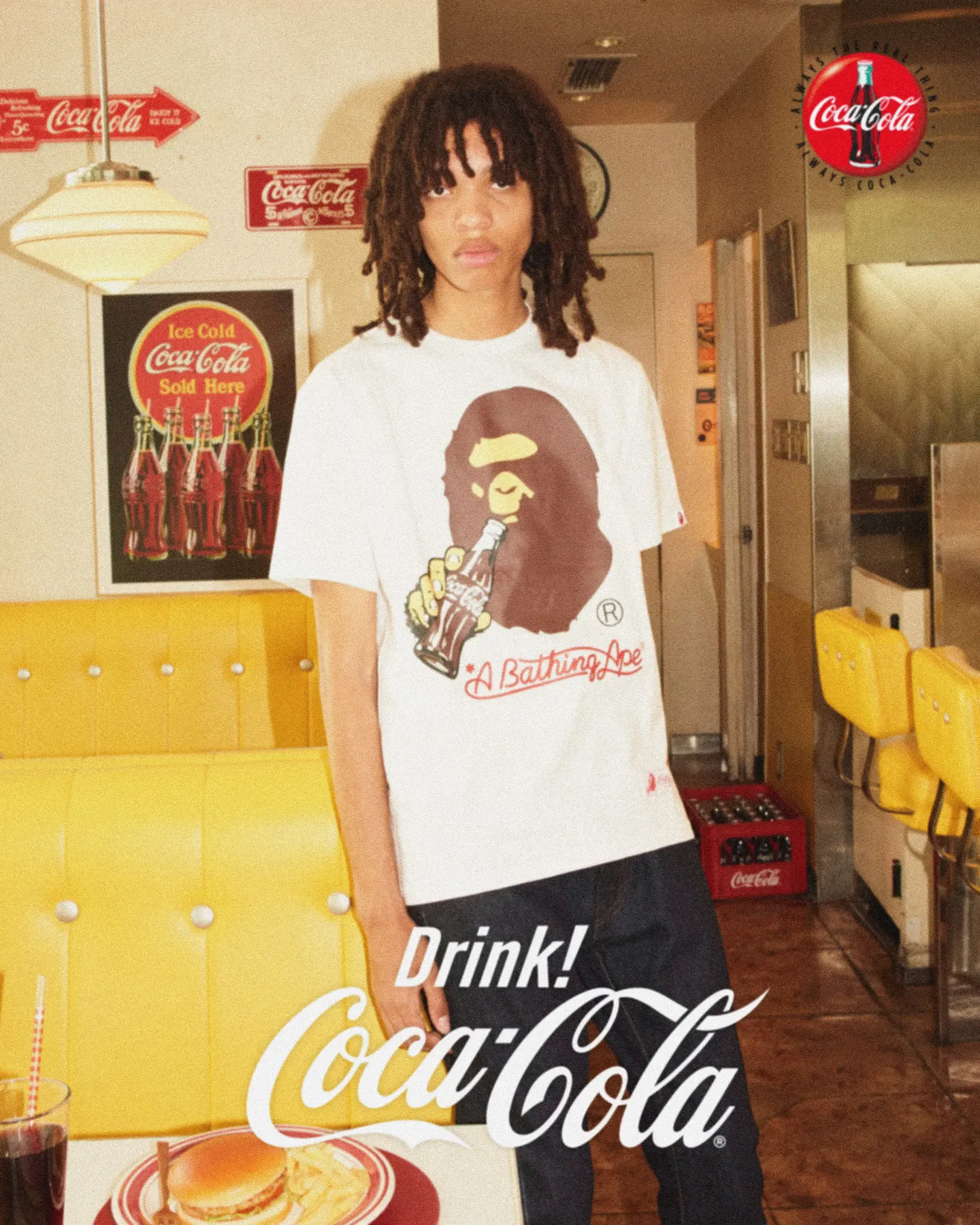 A BATHING APE × Coca-Cola コラボが10/7 発売 (ア ベイシング エイプ コカコーラ)