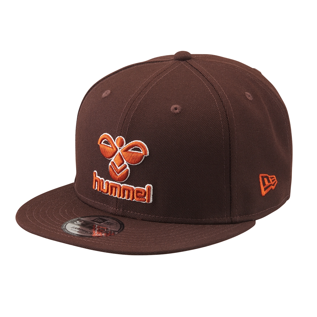 デンマークのスポーツブランド hummel × New Era コラボアイテムが発売 (ヒュンメル ニューエラ)