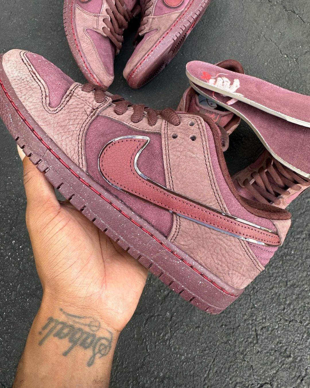 【2024年 2/12 発売】NIKE SB DUNK LOW “Valentine 2024/Love Found” (ナイキ SB ダンク ロー “バレンタイン 2024”) [FZ5654-100/FN0619-600]