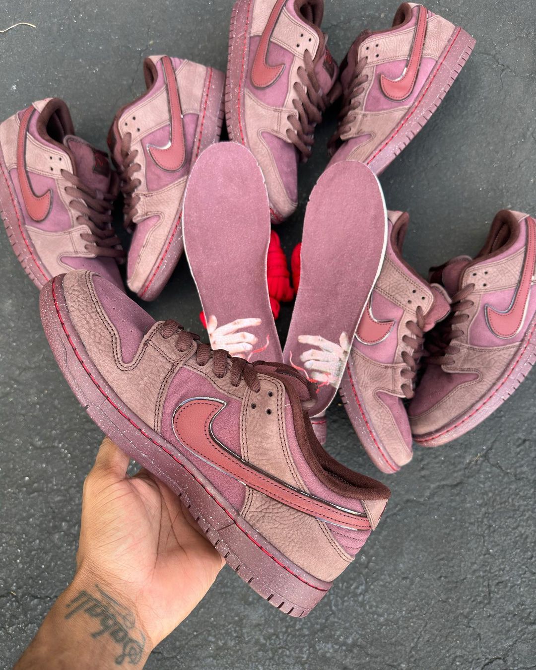 【2024年 2/12 発売】NIKE SB DUNK LOW “Valentine 2024/Love Found” (ナイキ SB ダンク ロー “バレンタイン 2024”) [FZ5654-100/FN0619-600]