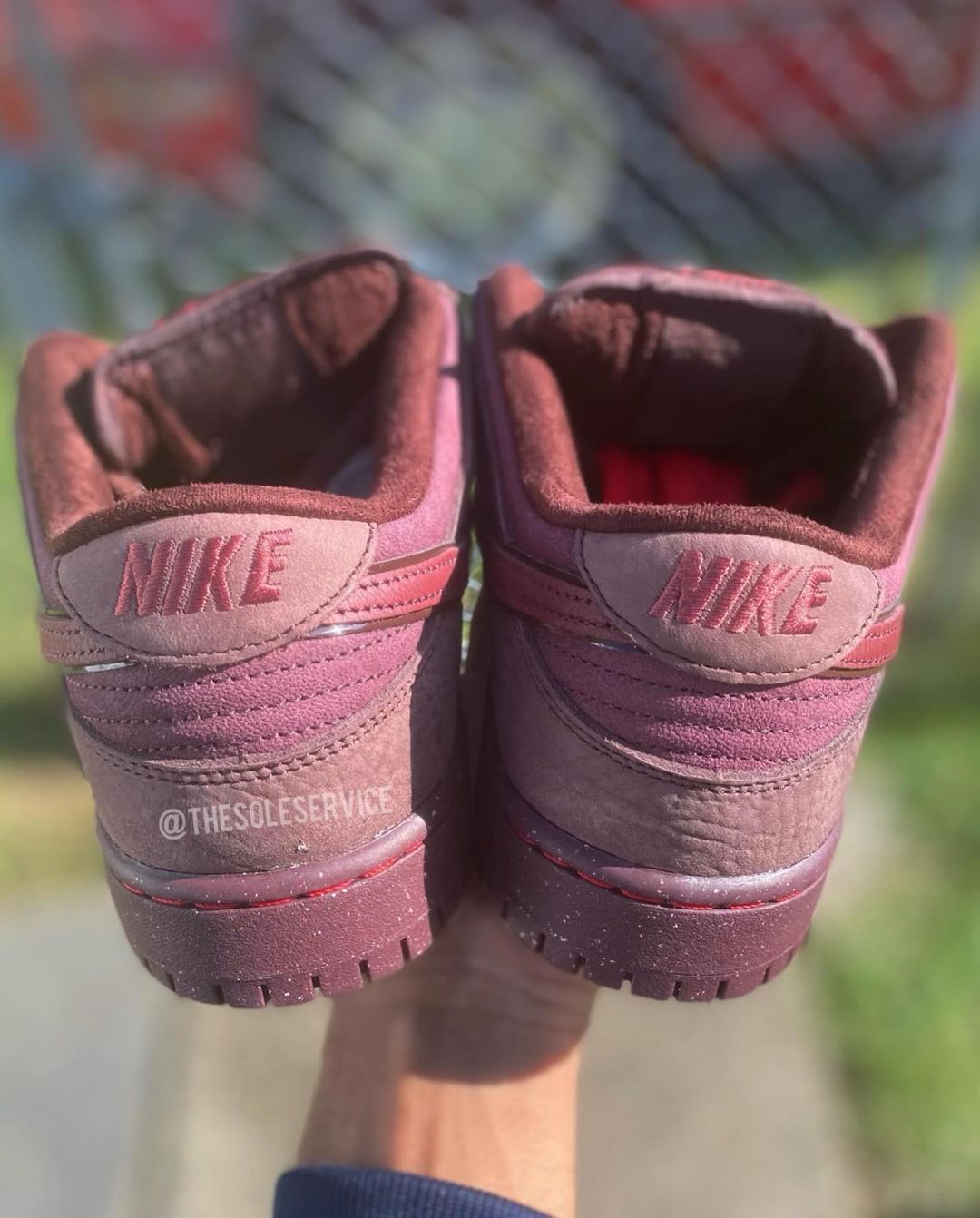 【2024年 2/12 発売】NIKE SB DUNK LOW “Valentine 2024/Love Found” (ナイキ SB ダンク ロー “バレンタイン 2024”) [FZ5654-100/FN0619-600]