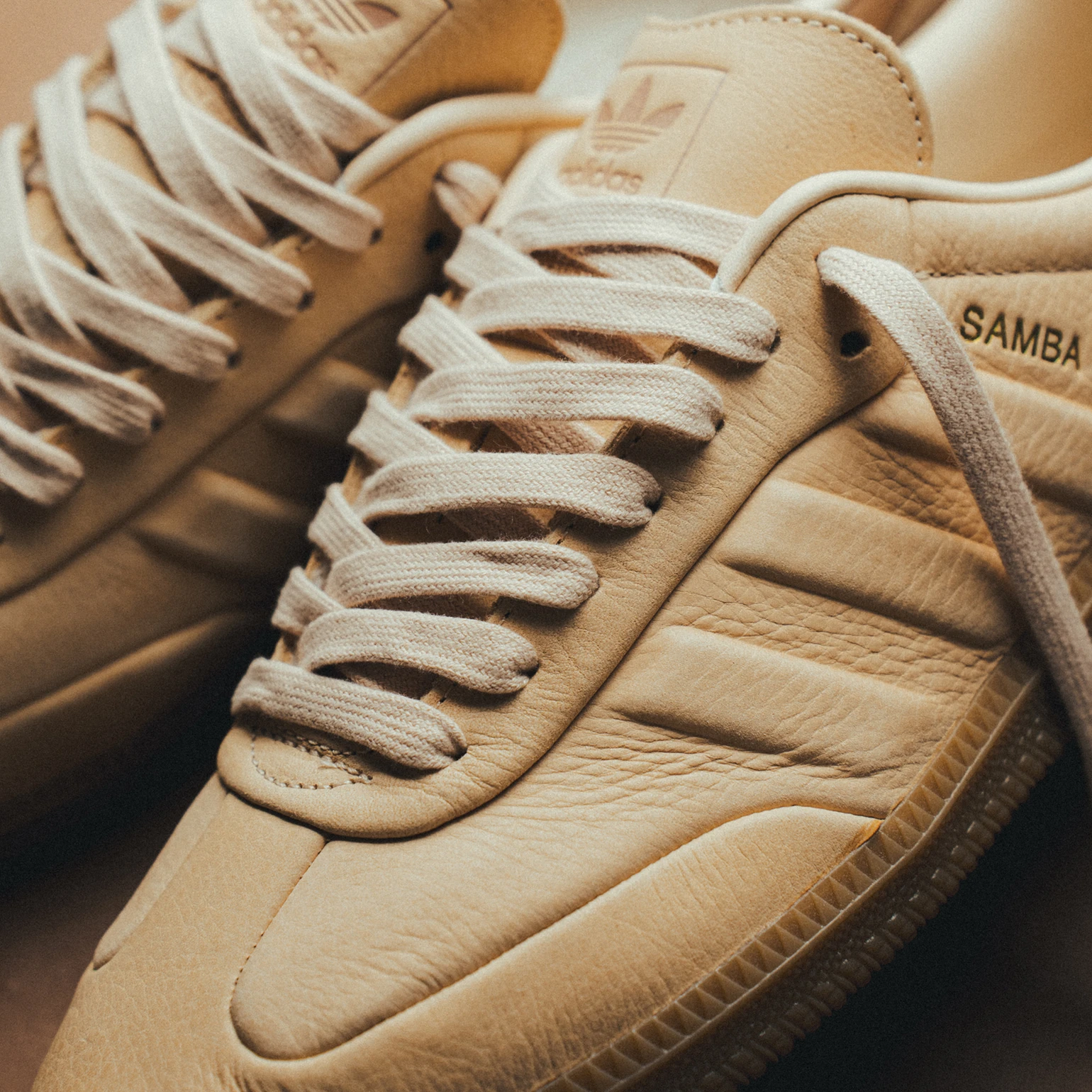 【国内 10/10 発売】アディダス オリジナルス サンバ OG “カジュアルパック/コアブラック” (adidas Originals SAMBA OG “Casual Pack/Olive Strata”) [IG1243]