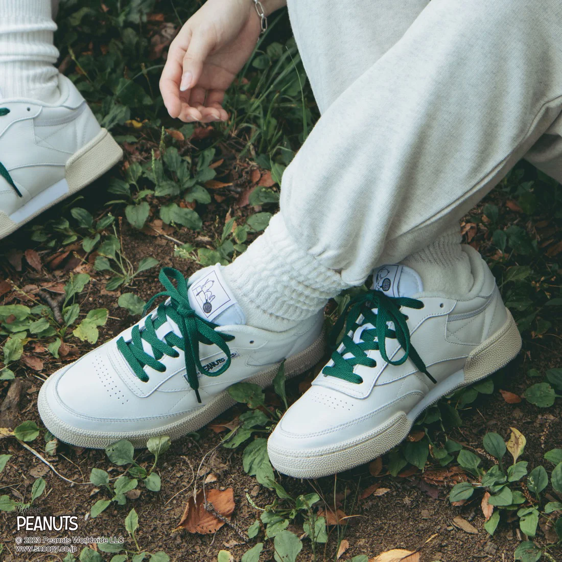 リーボック × ピーナッツ コラボ CLUB C 85 VINTAGEが国内 9/15 発売 (REEBOK PEANUTS CLUB C 85 VINTAGE) [RE1759BU36984]