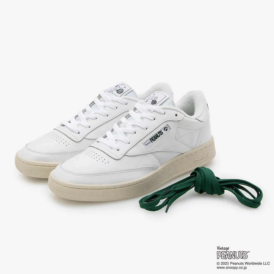 リーボック × ピーナッツ コラボ CLUB C 85 VINTAGEが国内 9/15 発売 (REEBOK PEANUTS CLUB C 85 VINTAGE) [RE1759BU36984]