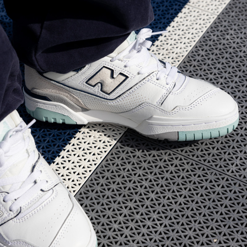 ニューバランス　スニーカー　new balance　BB550　ネイビー