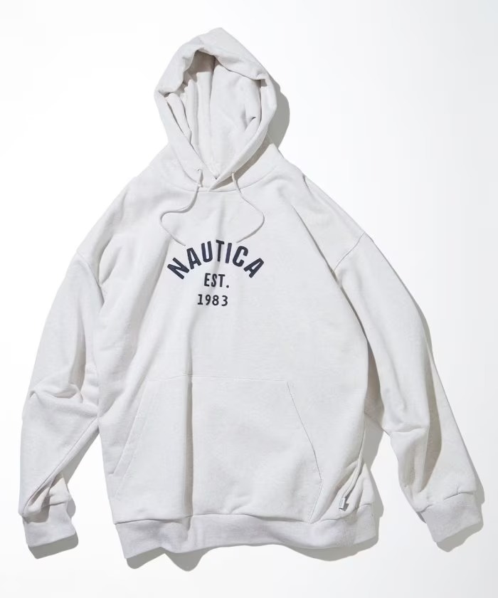 NAUTICA “Felt Patch Arch Logo Sweat Hoodie” (ノーティカ “フェルト パッチ アーチロゴ フーディ”)