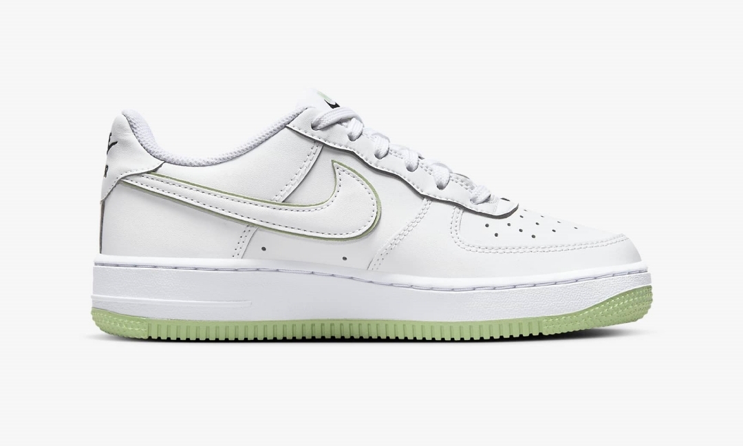 【国内 10/15 発売】ナイキ GS フォース 1 ロー ”ホワイト/ブラック/ハニーデュー” (NIKE GS AIR FORCE 1 LOW “White/Black/Honeydew”) [CT3839-108]