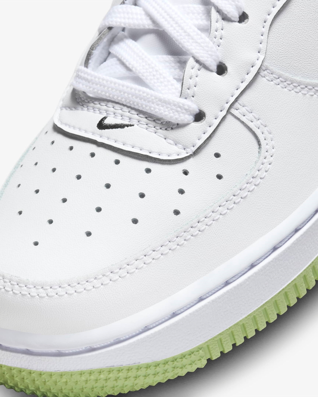 【国内 10/15 発売】ナイキ GS フォース 1 ロー ”ホワイト/ブラック/ハニーデュー” (NIKE GS AIR FORCE 1 LOW “White/Black/Honeydew”) [CT3839-108]