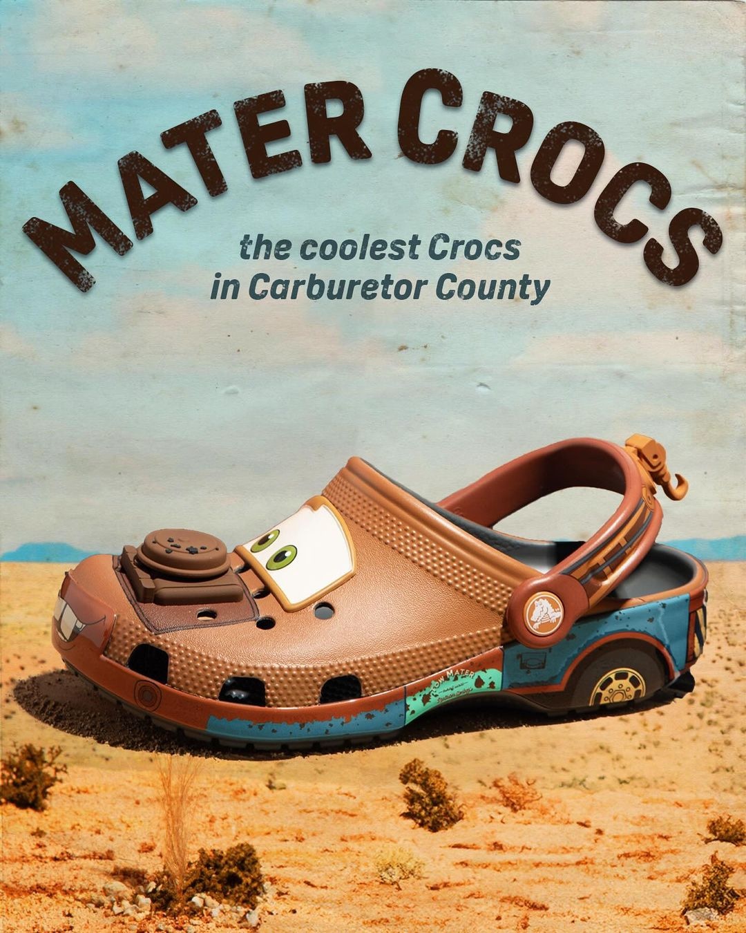 海外 10/16 発売予定！Disney Pixar Cars × Crocs Classic Clog “Mater” ​(ディズニー ピクサー カーズ クロックス “メーター”)