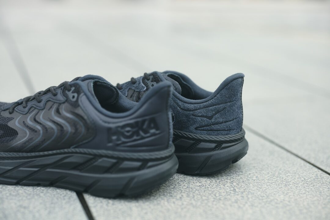 【国内 11/1 発売】HOKA ONE ONE CLIFTON LS “BLACK/ASPHALT” (ホカ オネオネ)